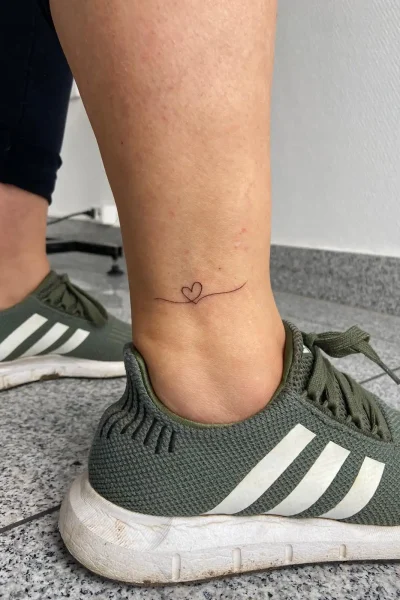 tiny-tattoos-ibiza (15)